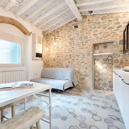 Giglio Oro By Mmega פירנצה